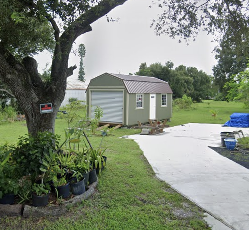 2670 Maple AveFort Myers