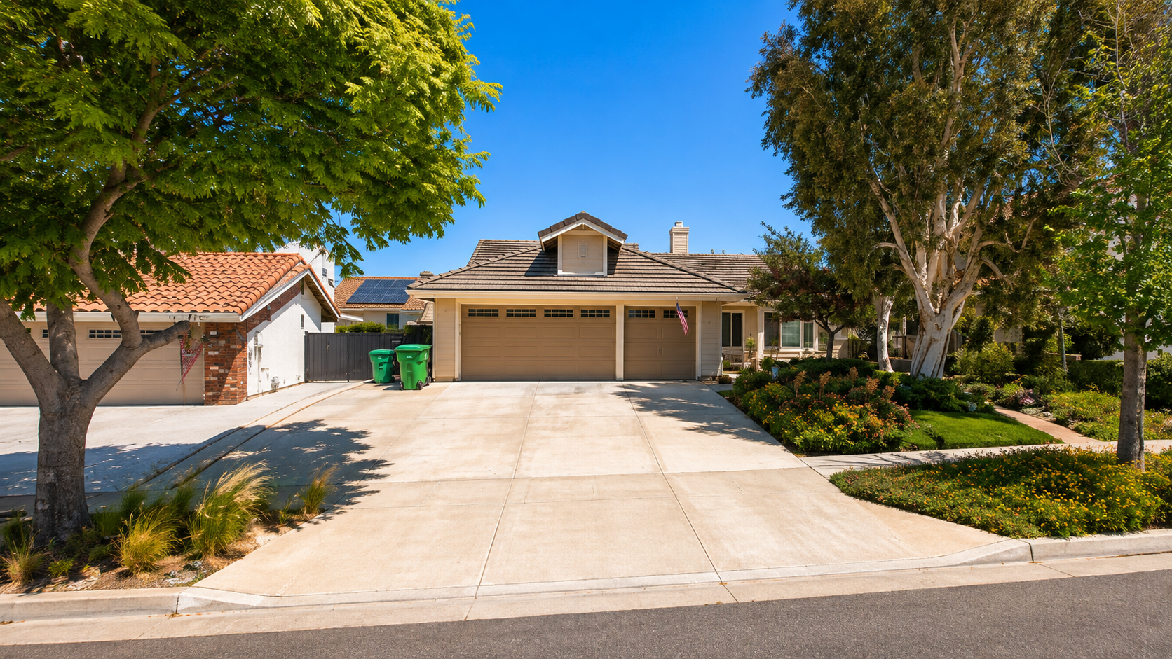 2351 Mangular Ave. Corona, CA 92882